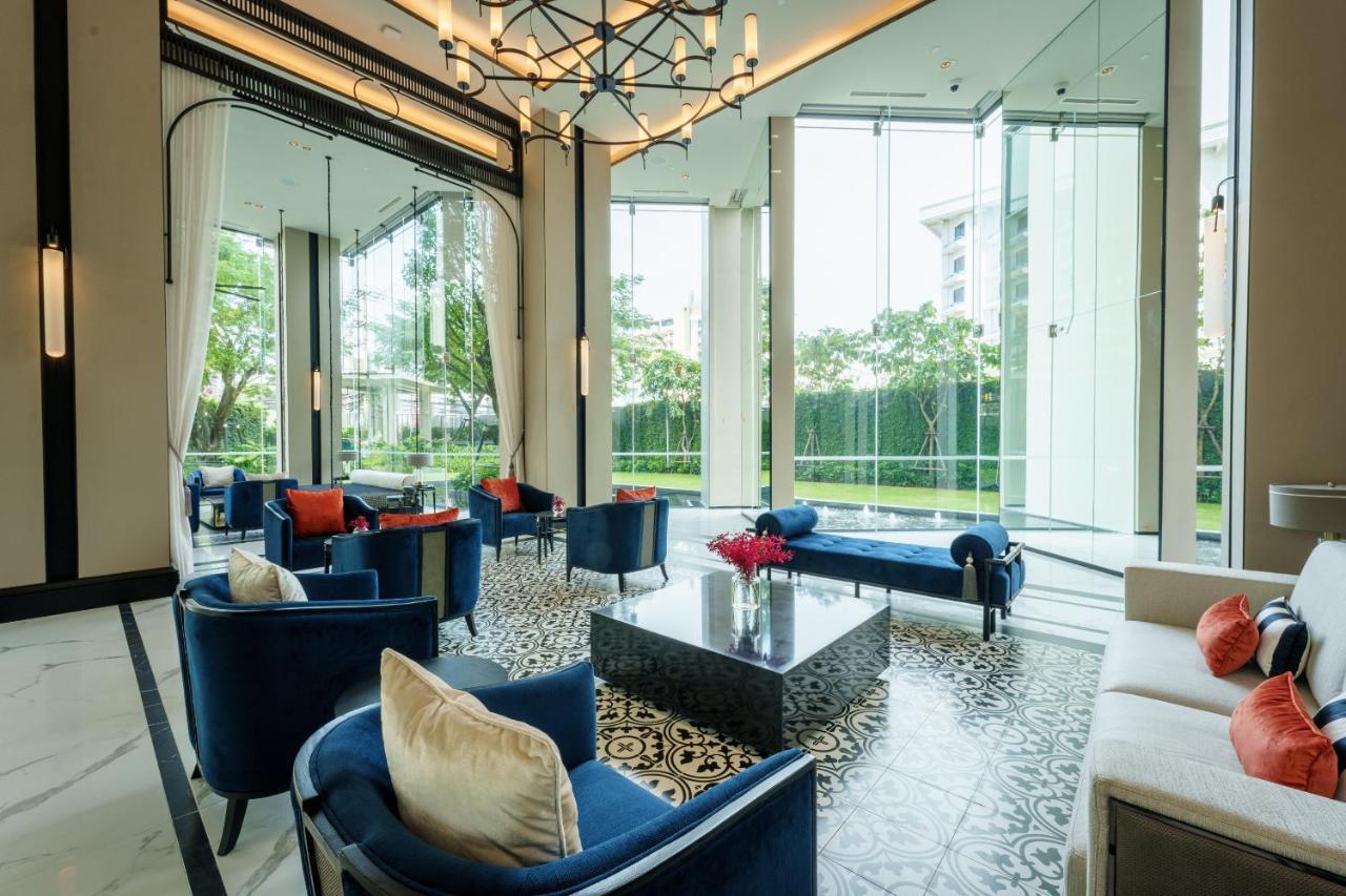 Somerset Pattaya Exteriör bild The lobby of the hotel
