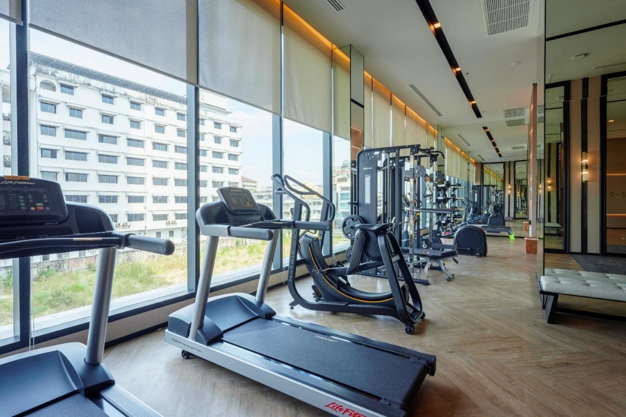 Somerset Pattaya Exteriör bild The gym at the hotel