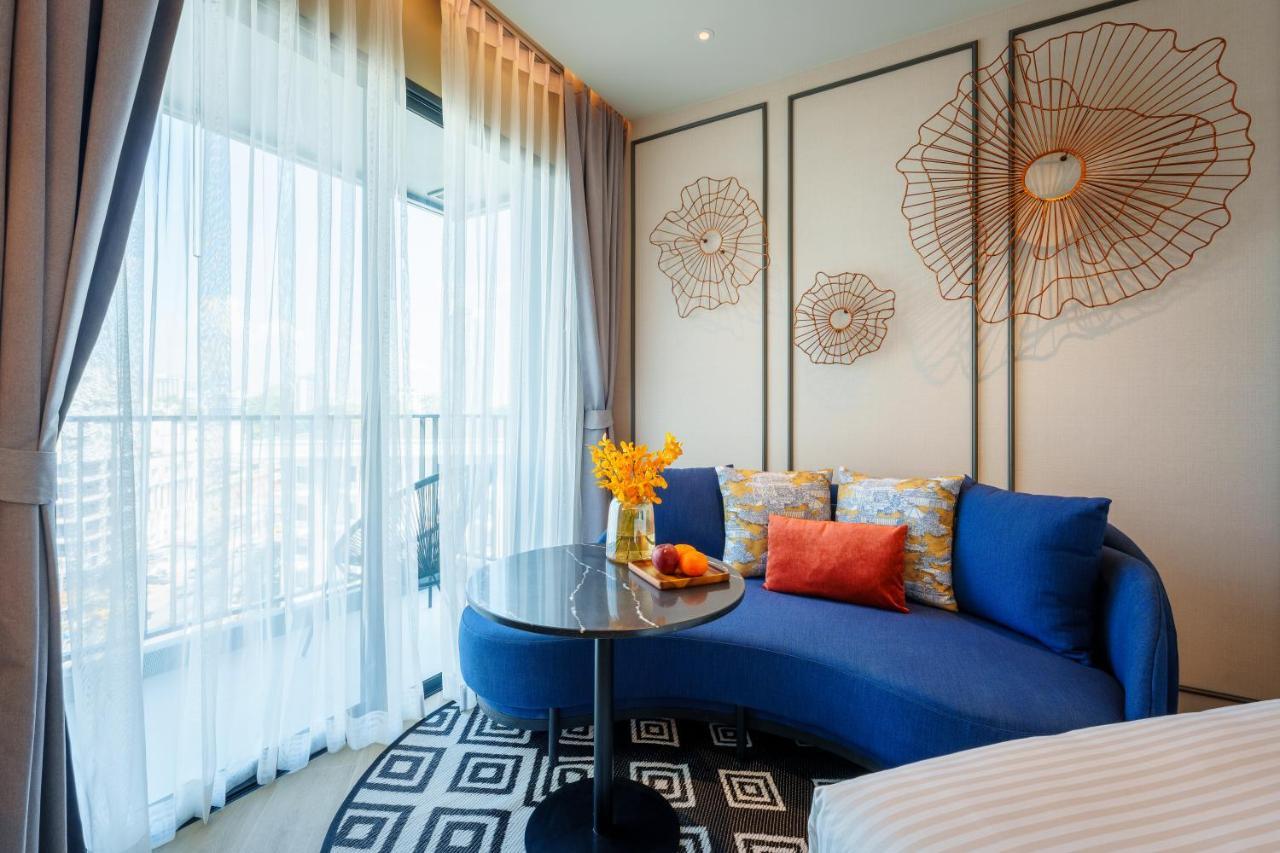 Somerset Pattaya Exteriör bild Deluxe Room